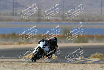 media/Apr-10-2022-SoCal Trackdays (Sun) [[f104b12566]]/Turn 14 (10am)/